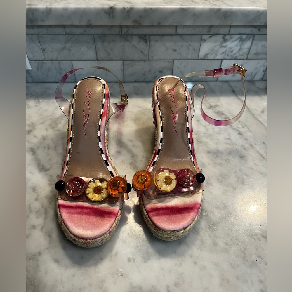 Betsey Johnson Rope Wedge “Elli” Sandals; Size 5 - Picture 6 of 13